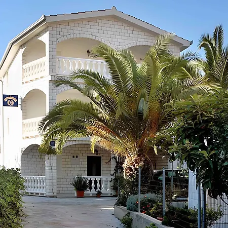 2 Apartman Rogoznica (Sibenik-Knin)