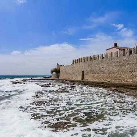 2 * Rogoznica (Sibenik-Knin)