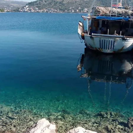 2 * Rogoznica (Sibenik-Knin)